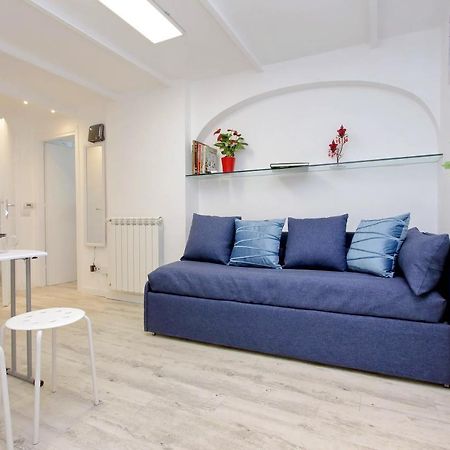 Ych-Confortevole Suite Al Colosseo Рим Экстерьер фото